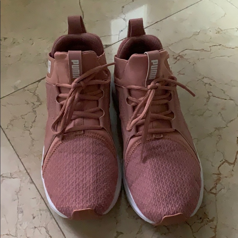 pink pumas sneakers